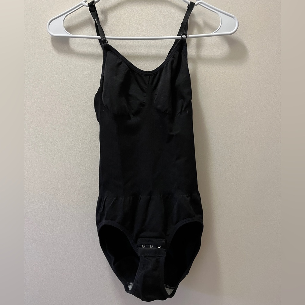 Black Shapewear from CurvesMeet